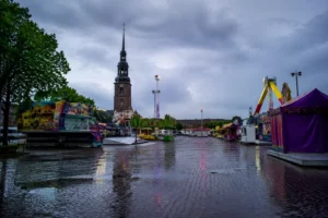 Kermis op Koemarkt in Purmerend ontruimd na spanningen
