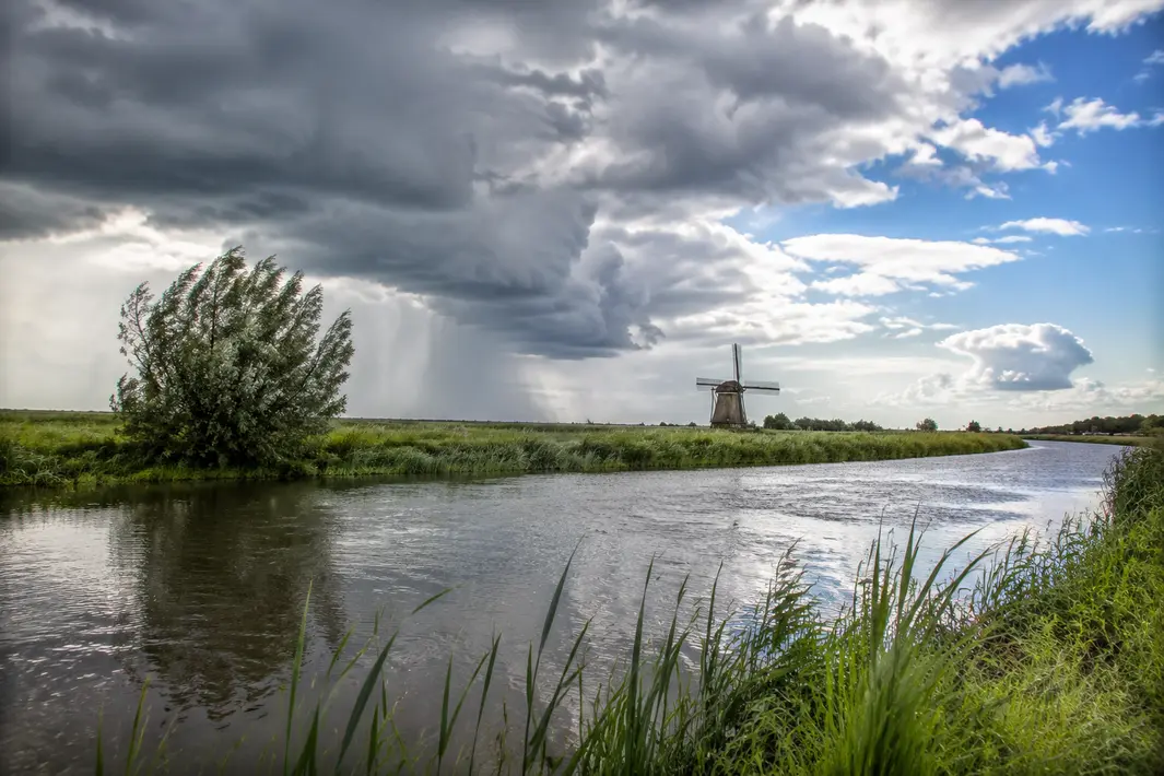 Wisselvallig weer zet waarschijnlijk door in tweede week van juni